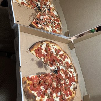 Grimaldi's Pizzeria - My pick-up order...was delish! - Pizza Near Me - Las Vegas, Nevada
