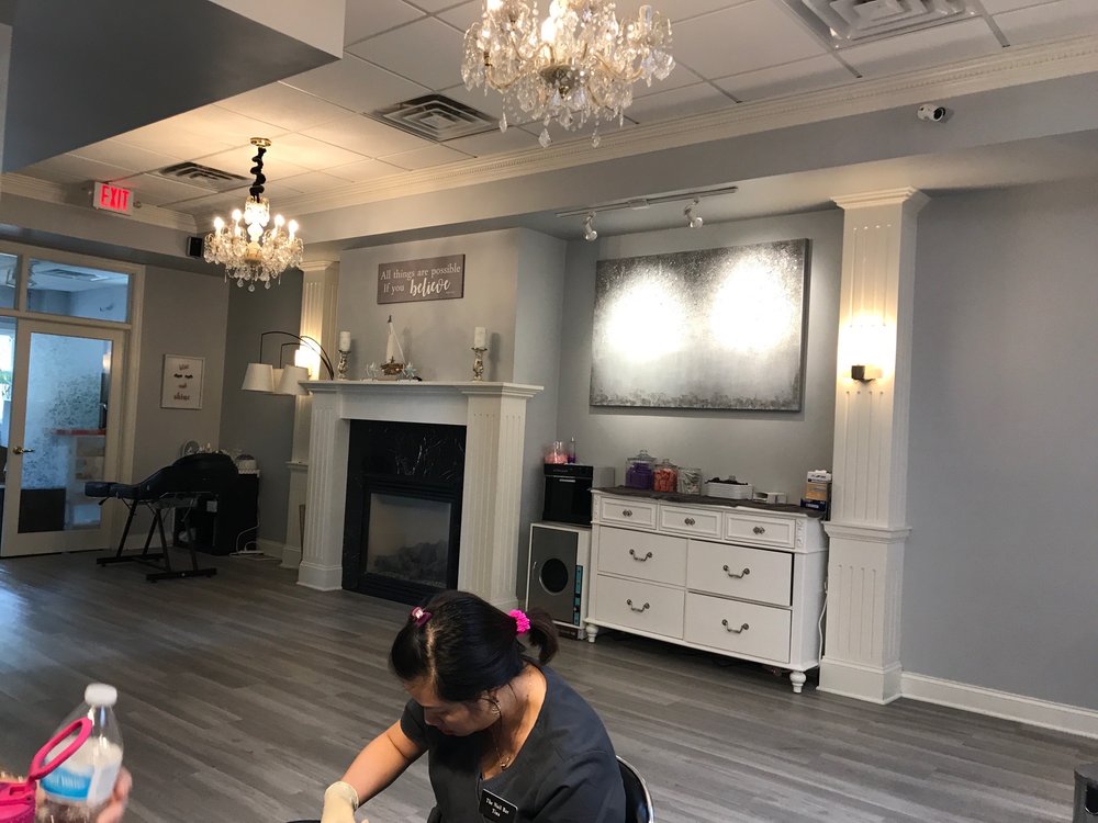 THE NAIL BAR BY J&Q 50 Photos & 70 Reviews 535 W Front St, Traverse