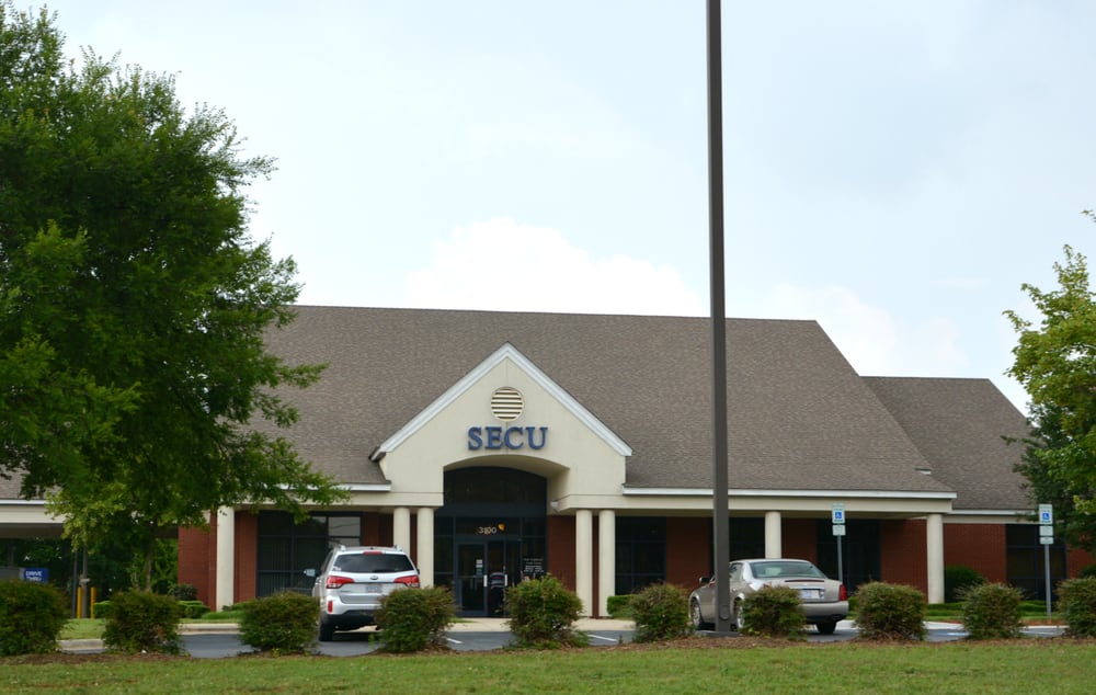 STATE EMPLOYEES’CREDIT UNION 3100 S Nc 127 Hwy, Hickory, North