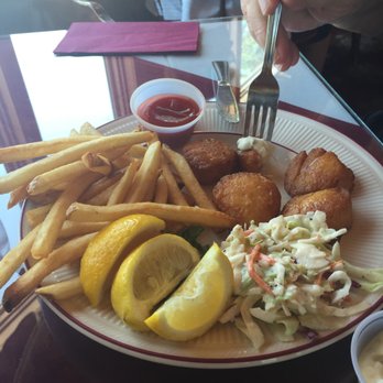 The Chart Room - fried scallops - Seafood Near Me - Bar Harbor, Maine
