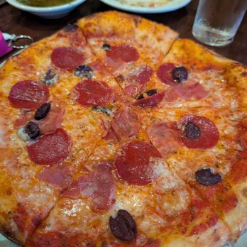 Angolo Ristorante - Pizza quatro stagioni - Italian Near Me - Washington, DC, District of Columbia Angolo Ristorante - Pizza quatro stagioni - Italian Near Me - Washington, DC, District of Columbia