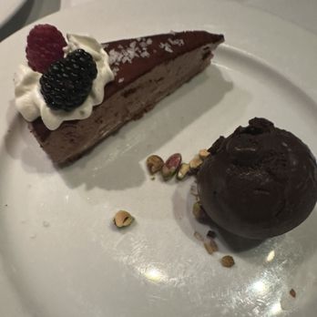 Massimo Ristorante - Chocolate dessert - Italian Near Me - Walnut Creek, California Massimo Ristorante - Chocolate dessert - Italian Near Me - Walnut Creek, California
