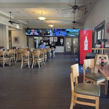 The Scotsman Grille - The dining area - Breakfast & Brunch Near Me - Oak Ridge, Tennessee The Scotsman Grille - The dining area - Breakfast & Brunch Near Me - Oak Ridge, Tennessee