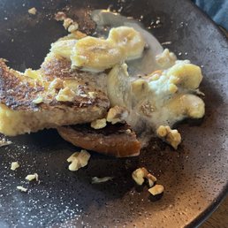 Bananas fosters French toast yes we started eating before i got pics lol Bananas fosters French toast yes we started eating before i got pics lol