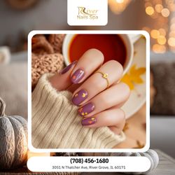 Grateful hearts, gorgeous nails  Soft fall tones for a simple yet stunning holiday look.  Reserve your Thanksgiving set now!