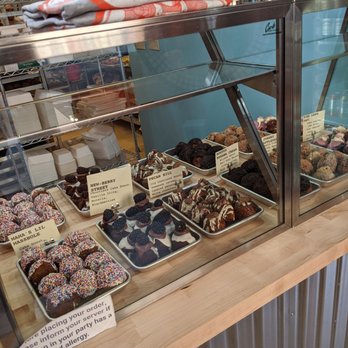 Mass Hole Donuts - Donuts Near Me - Somerville, Massachusetts