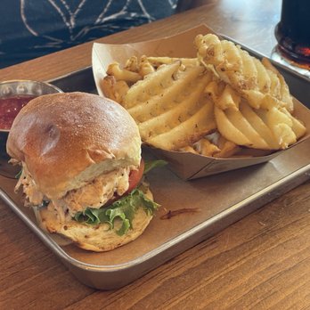 Ruby Red's BBQ - 1 Slider - Kids Meal - Barbeque Near Me - La Habra, California