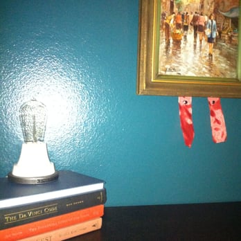 Palihotel Melrose - Guestroom Desk - Hotels Near Me - Los Angeles, California