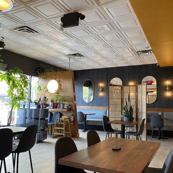 District Eleven - Vietnamese Near Me - Vancouver, British Columbia