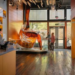 Kentucky Bourbon Trail - Evan Williams Distillery