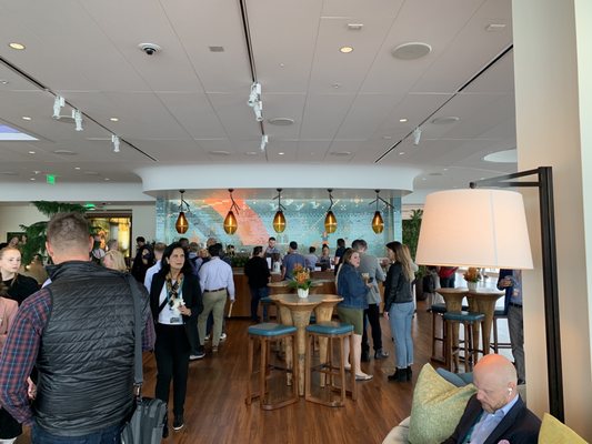 Salesforce Tower by null