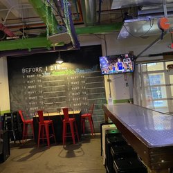 Departed Soles Brewing Company - Inside