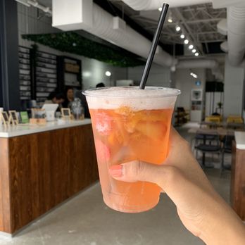 The Social Blend - Peach shaker - Coffee & Tea Near Me - Toronto, Ontario The Social Blend - Peach shaker - Coffee & Tea Near Me - Toronto, Ontario