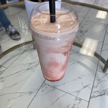 Hernandoloser Nutrition - a smoothie in a plastic cup - Bubble Tea Near Me - Brooksville, Florida Hernandoloser Nutrition - a smoothie in a plastic cup - Bubble Tea Near Me - Brooksville, Florida