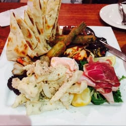 Fourno - So yummmmmm nice service nice food everything just so good!