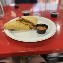 Mr. Tacos - Spicy chorizo quesadilla