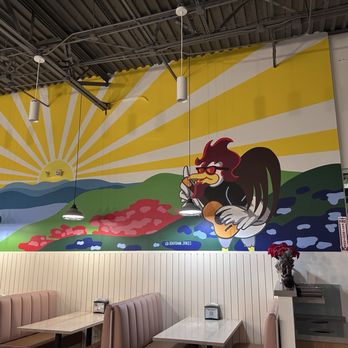 Daddy's Chicken Shack - Booths and wall mural - Chicken Shop Near Me - Leander, Texas