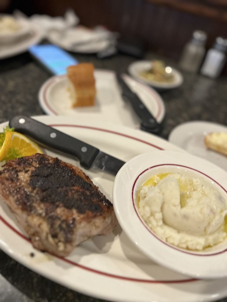 BRITTAIN HOUSE SUPPER CLUB Updated October 2024 29 Photos & 23