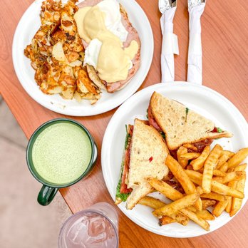 Cafe M - Classic Eggs Benedict, BLT, Japanese Matcha Tea Latte - Breakfast & Brunch Near Me - Berkeley, California Cafe M - Classic Eggs Benedict, BLT, Japanese Matcha Tea Latte - Breakfast & Brunch Near Me - Berkeley, California
