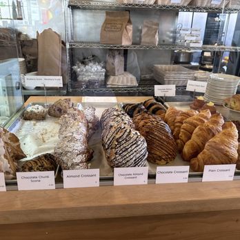 Izzio Bakery - Varieties of crosaints - Bakeries Near Me - Denver, Colorado Izzio Bakery - Varieties of crosaints - Bakeries Near Me - Denver, Colorado