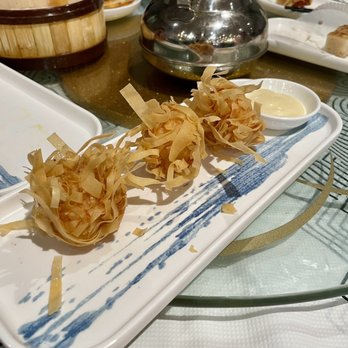 Yan Peninsula - birds nest - Seafood Near Me - Millbrae, California Yan Peninsula - birds nest - Seafood Near Me - Millbrae, California