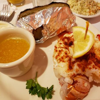 Lum's Fernbrook Inn - Lobster - Breakfast & Brunch Near Me - Dallas, Pennsylvania
