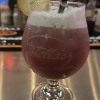 Manhattan 9 - Cocktail Bars Near Me - Lubbock, Texas
