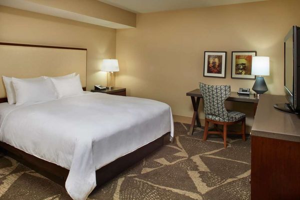 Hilton Hawaiian Village Waikiki Beach Resort by null