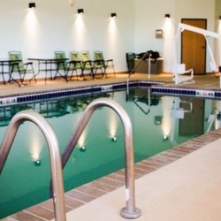 Newcastle Lodge & Convention Center - Enjoy our pool, hot tub and 24 hour full fitness center.