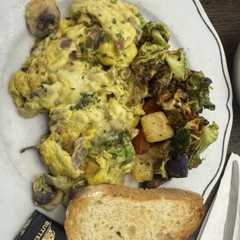 Sweet Maple - frisco scramble - Breakfast & Brunch Near Me - Cupertino, California