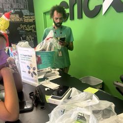 Juan store rep