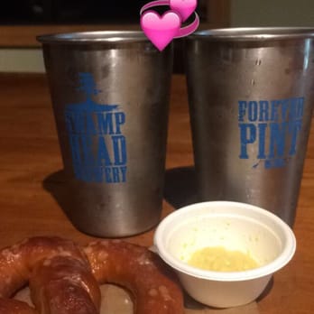 Swamp Head Brewery - Football Friday! I love the timed Tappings. Today they had their new Gainesville Green. We got plum and kiwi Gainesville Green IPAs - Breweries Near Me - Gainesville, Florida