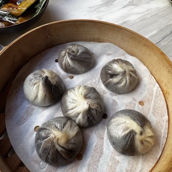 Supreme Dumplings - Chocolate Xiao Long Bao (6) - Shanghainese Near Me - Honolulu, Hawaii Supreme Dumplings - Chocolate Xiao Long Bao (6) - Shanghainese Near Me - Honolulu, Hawaii