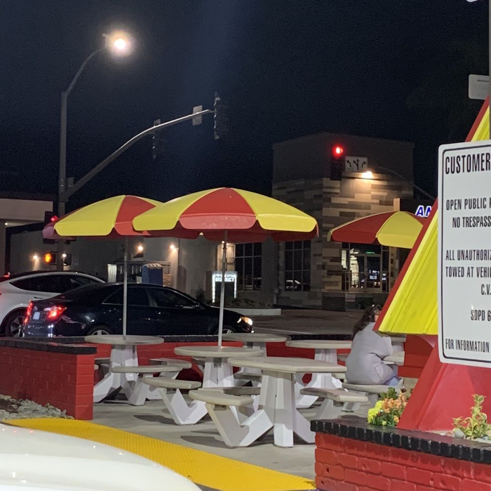 Wienerschnitzel - Night view of seating area from drive thru - Hot Dogs Near Me - San Diego, California Wienerschnitzel - Night view of seating area from drive thru - Hot Dogs Near Me - San Diego, California