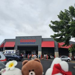 Costco - 9.6.26 No rain...overcast sky... slight breeze at 11:49am