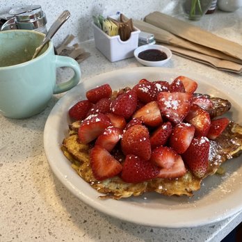Chloe's Cafe - Croissant french toast - Breakfast & Brunch Near Me - San Francisco, California Chloe's Cafe - Croissant french toast - Breakfast & Brunch Near Me - San Francisco, California