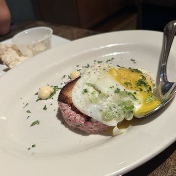 LB Social - Tuna tartare - Wine Bars Near Me - Long Beach, New York