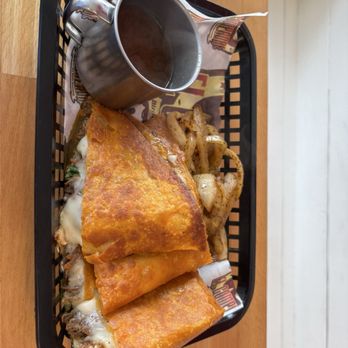 Birrieria El Compadre - XL Quesadilla - Food Trucks Near Me - Pearland, Texas