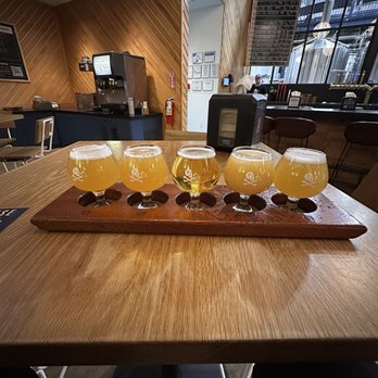 Pinthouse Brewing - Brewpubs Near Me - Austin, Texas