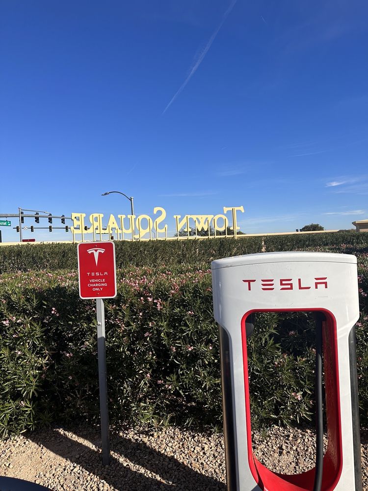 TESLA SUPERCHARGER 6509 S Las Vegas Blvd, Las Vegas, Nevada EV