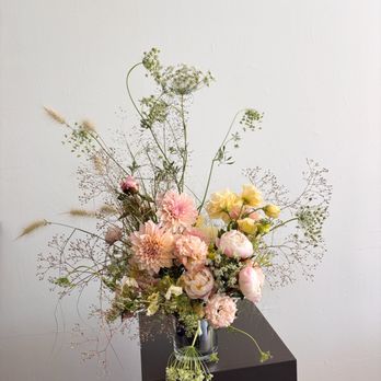 Wild Stems - Soft tones - new addition to our website - Floral Designers Near Me - Los Angeles, California Wild Stems - Soft tones - new addition to our website - Floral Designers Near Me - Los Angeles, California