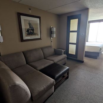 Hyatt Place - Living room area with couch - Hotels Near Me - Fort Worth, Texas Hyatt Place - Living room area with couch - Hotels Near Me - Fort Worth, Texas