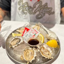 Fresh Raw Oysters $21