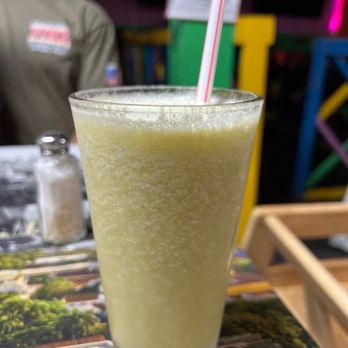 Fonda La Chismosa - Jugo en Agua de lulo - Colombian Near Me - Miami, Florida