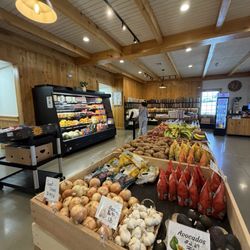 Stoltzfus Farms