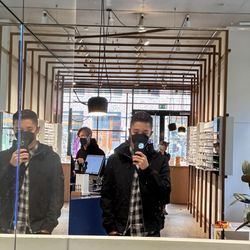 Ace & Tate - Inside the store