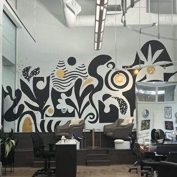 Beauty Lounge - Makeup Artists Near Me - Minneapolis, Minnesota