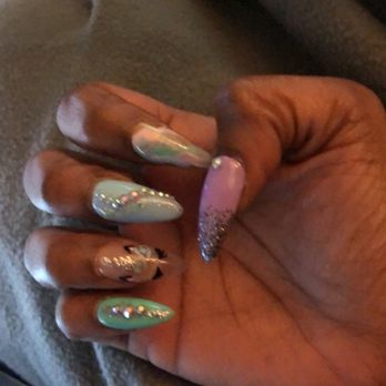 Nail Royale - Nail Salons Near Me - Missouri City, Texas