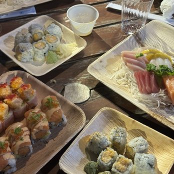 Seaside House Bar - Sushi Bars Near Me - Montauk, New York
