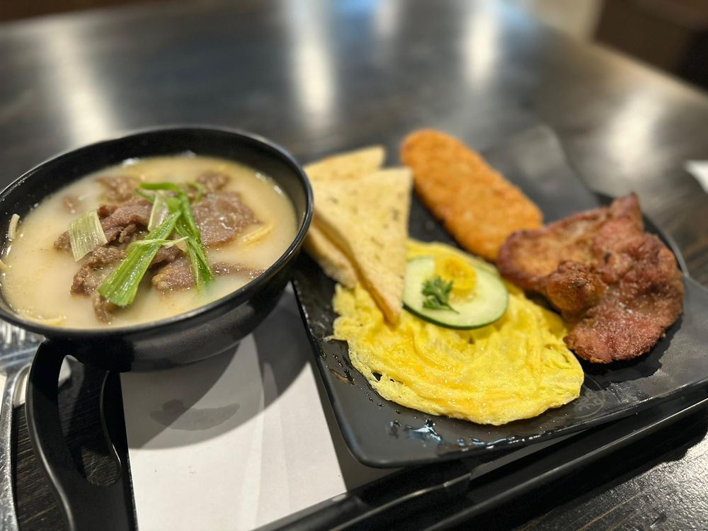 CHAN KEE 204 Photos & 84 Reviews 20627 Golden Springs Dr, Diamond